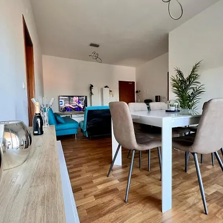 De Luxe Giada * Bologna