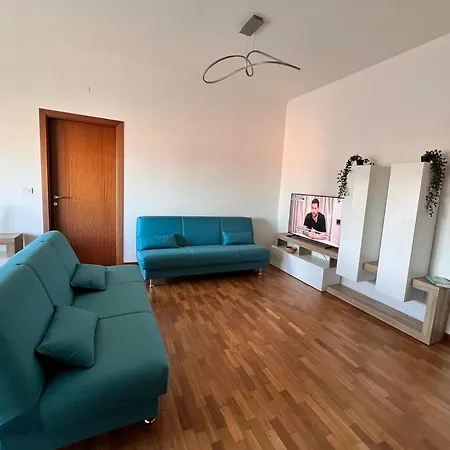 Apartment De Luxe Giada